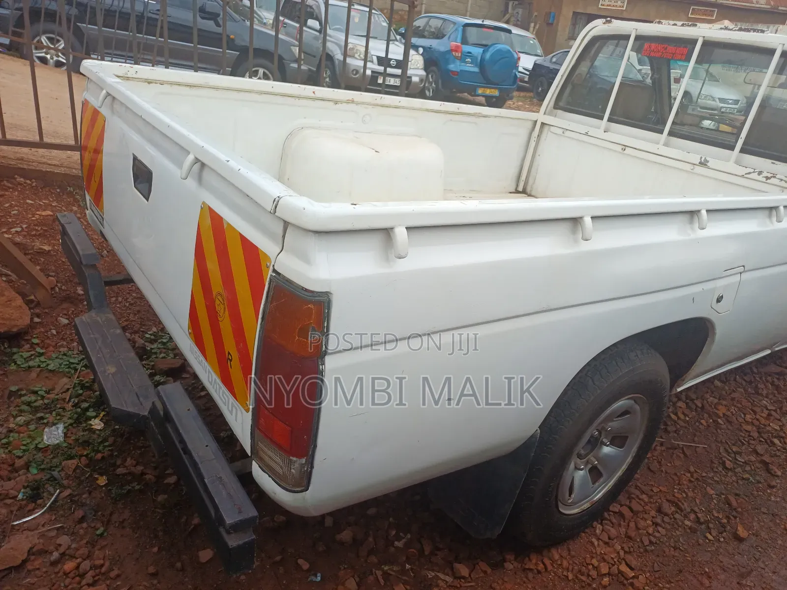 Nissan Pick-Up 1995 Off white