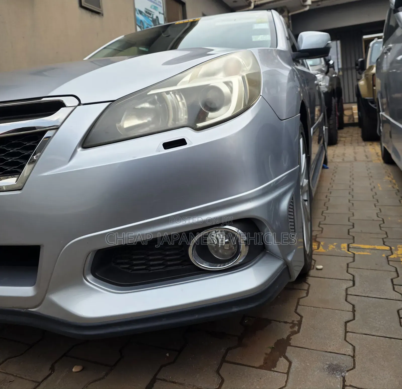 Subaru Legacy 2.5i Premium 2013 Silver