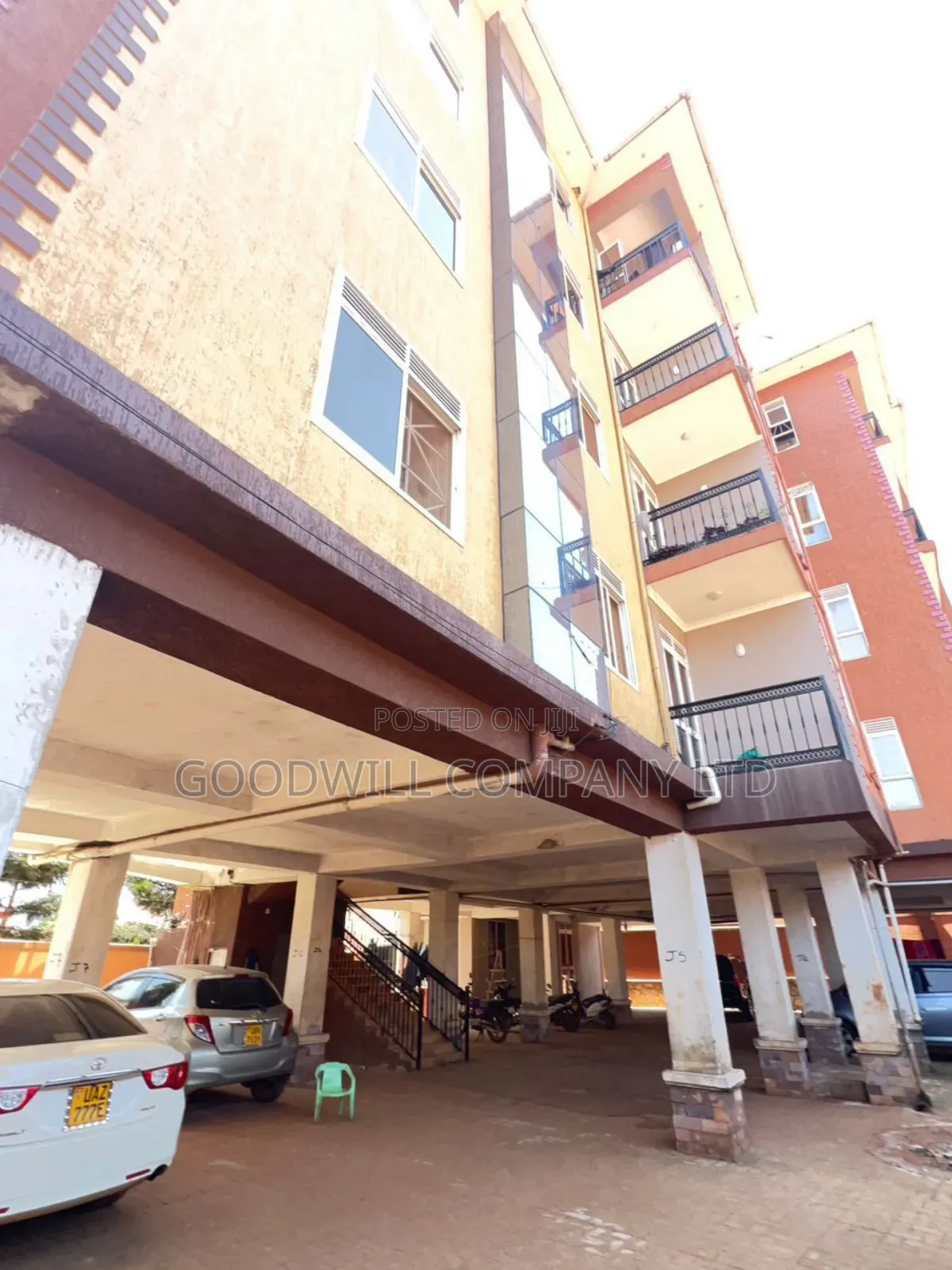 3bdrm Apartment in Ntinda Kisasi, Central Division for sale