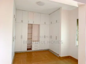 Furnished 6bdrm Mansion in Kira for sale