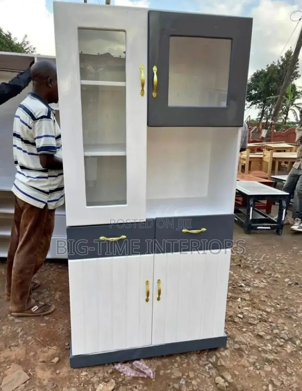 White and Gray Painted 3*6ft Cupboard
