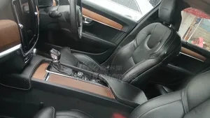 Volvo S90 2018 Gold