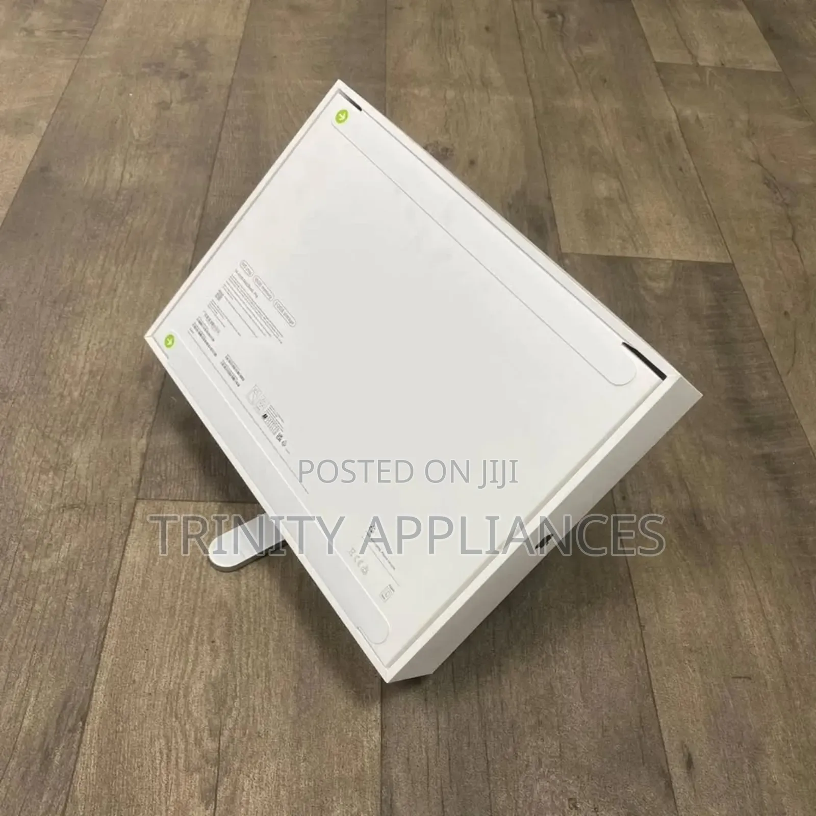 New Laptop Apple MacBook Pro 2025 M5 14-inch 16GB Apple M5 SSD 512GB