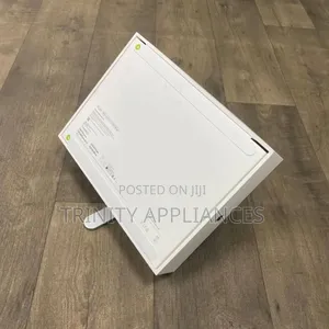 New Laptop Apple MacBook Pro 2025 M5 14-inch 16GB Apple M5 SSD 512GB