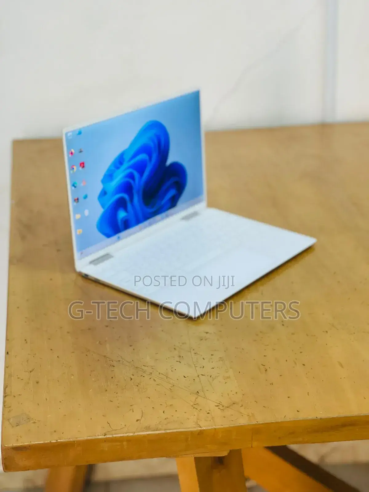 New Laptop Dell XPS 13 7390 16GB Intel Core I7 SSD 512GB