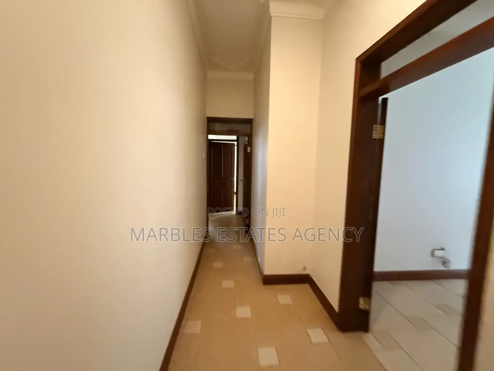 5bdrm Bungalow in Bugolobi, Central Division for rent