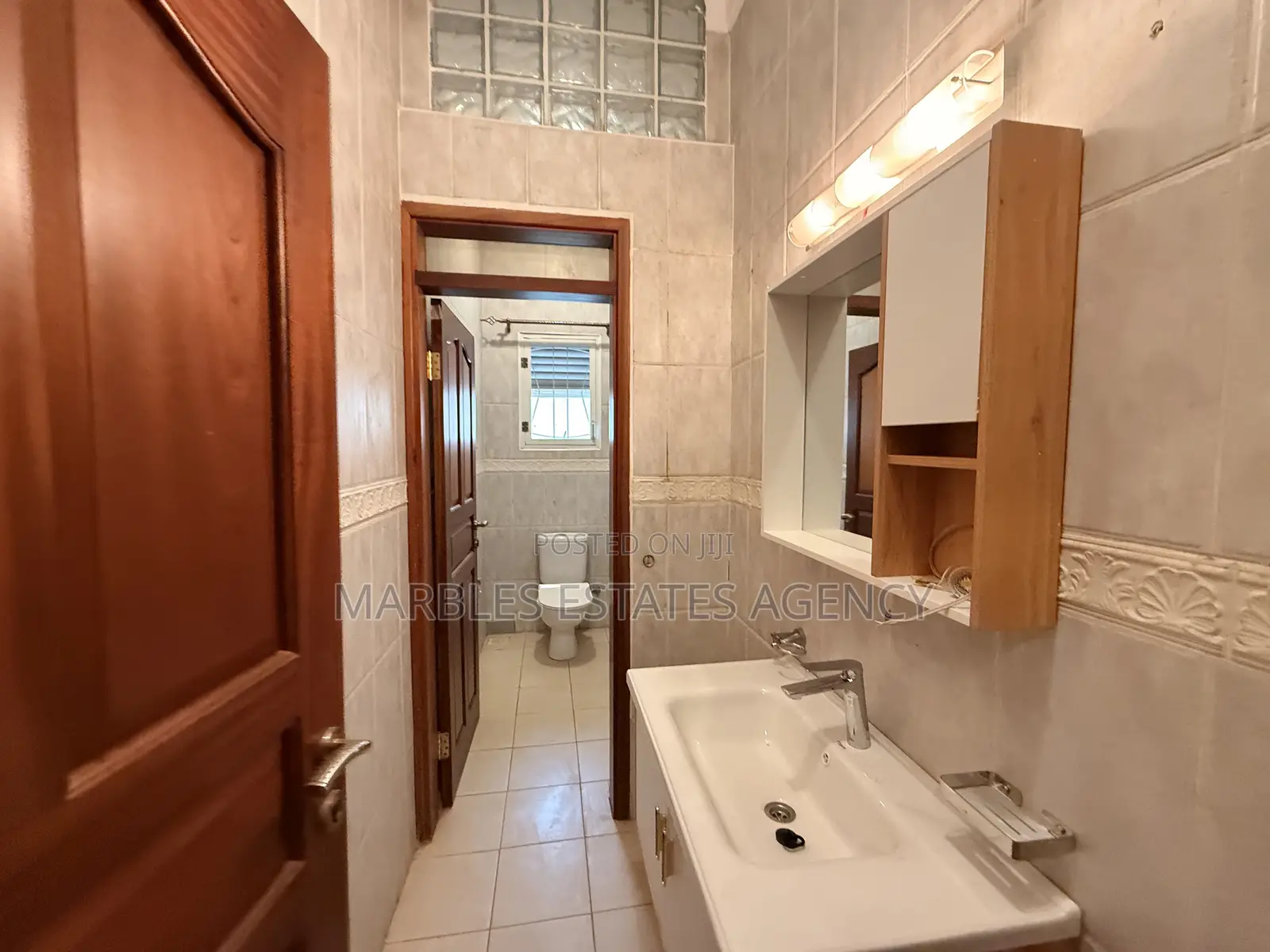 5bdrm Bungalow in Bugolobi, Central Division for rent