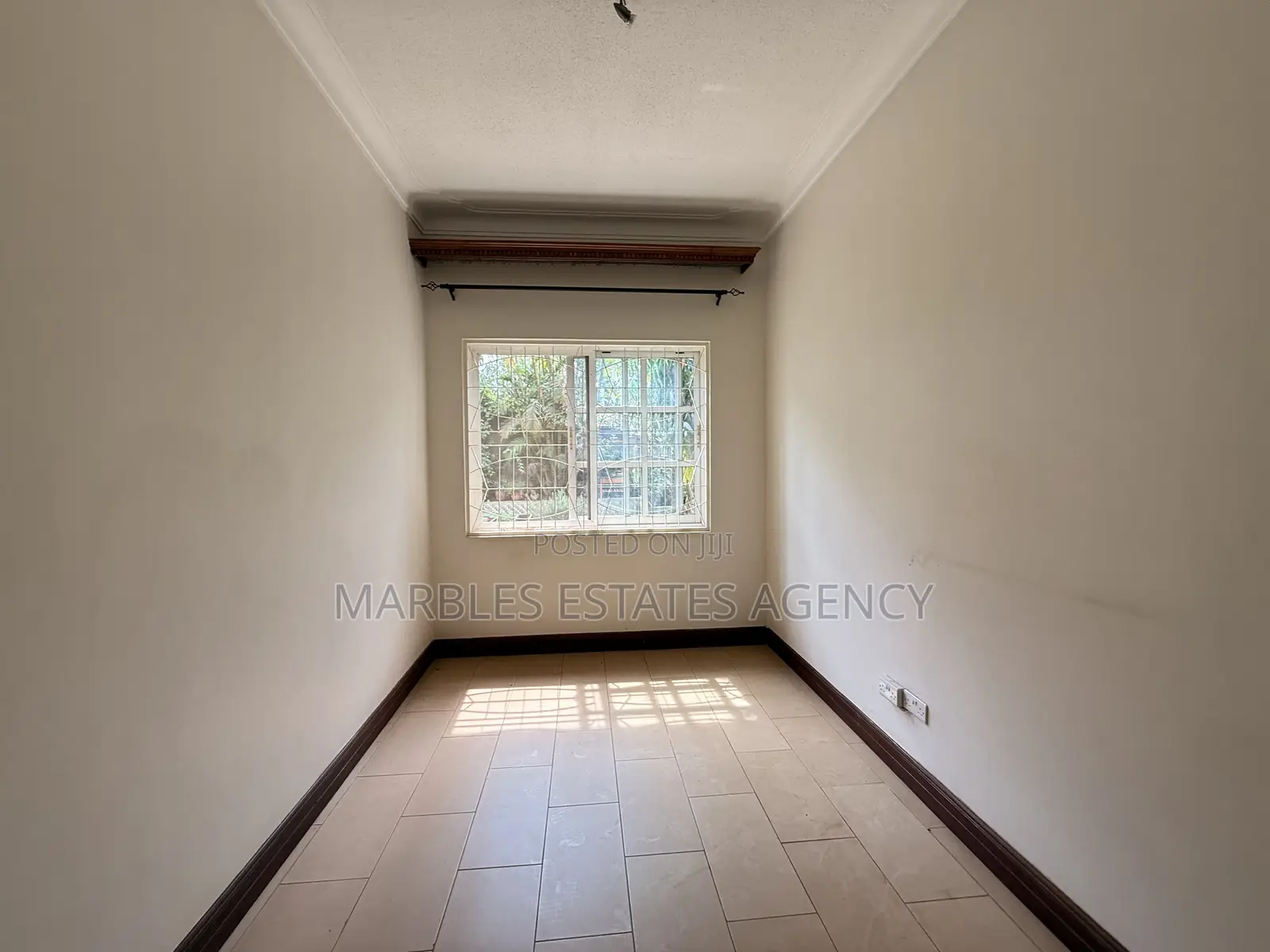 5bdrm Bungalow in Bugolobi, Central Division for rent