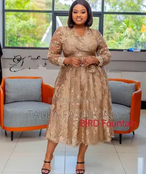 Ladies Elegant Free Dress Suitable for Work Church