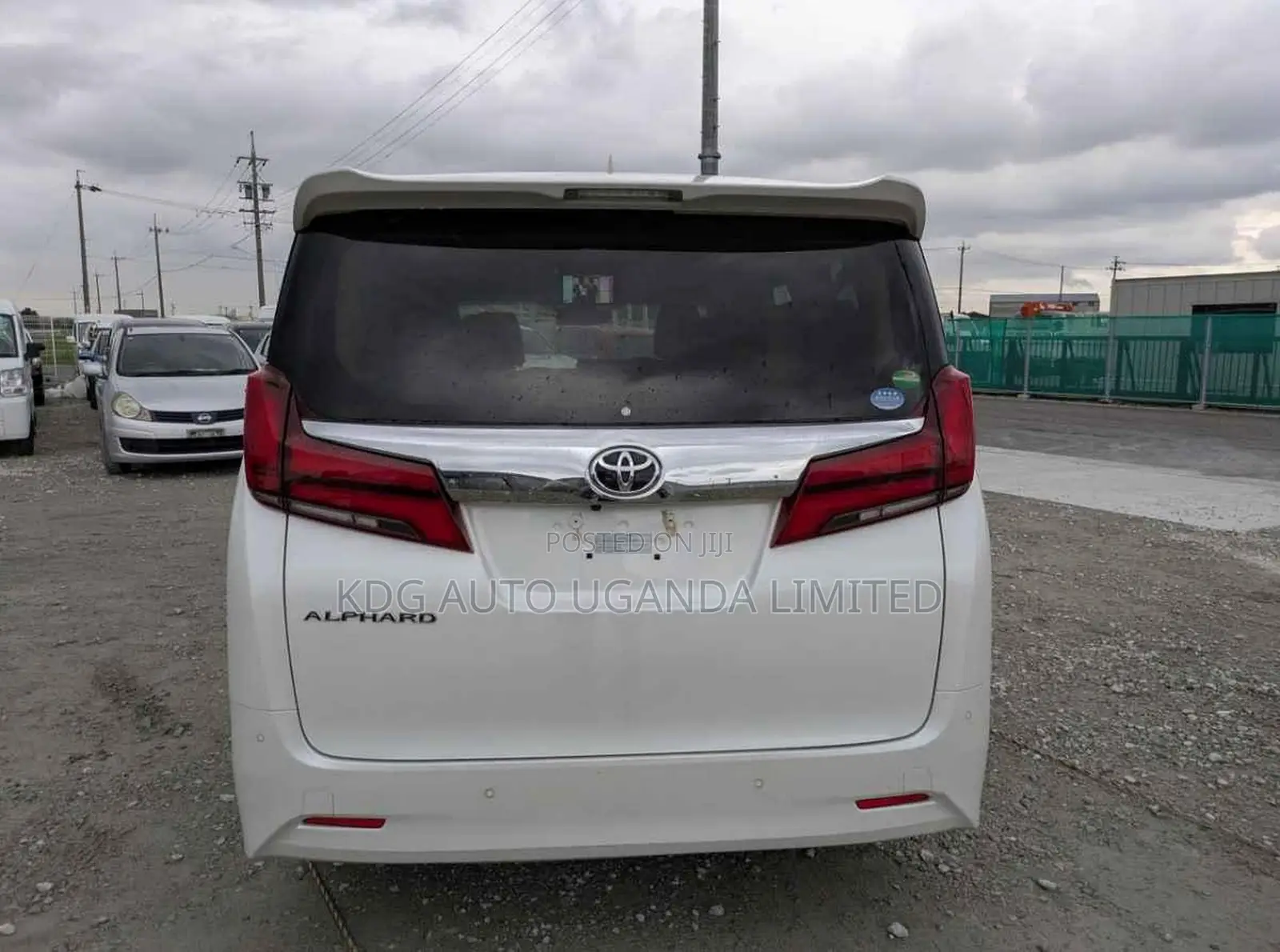 Toyota Alphard 2.5 Petrol AWD 2018 Pearl