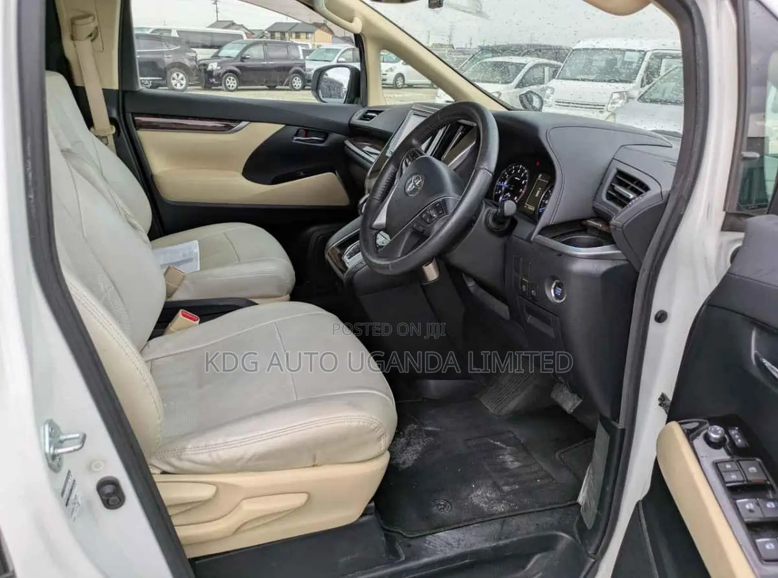 Toyota Alphard 2.5 Petrol AWD 2018 Pearl