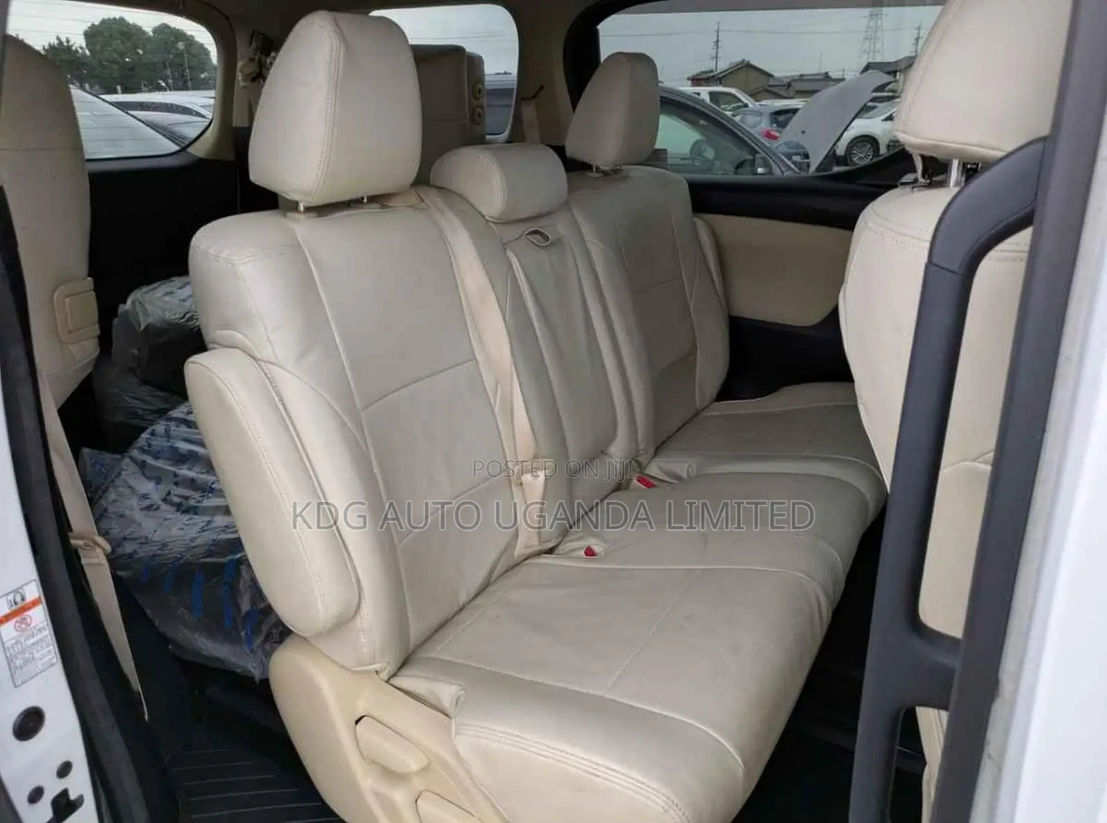 Toyota Alphard 2.5 Petrol AWD 2018 Pearl