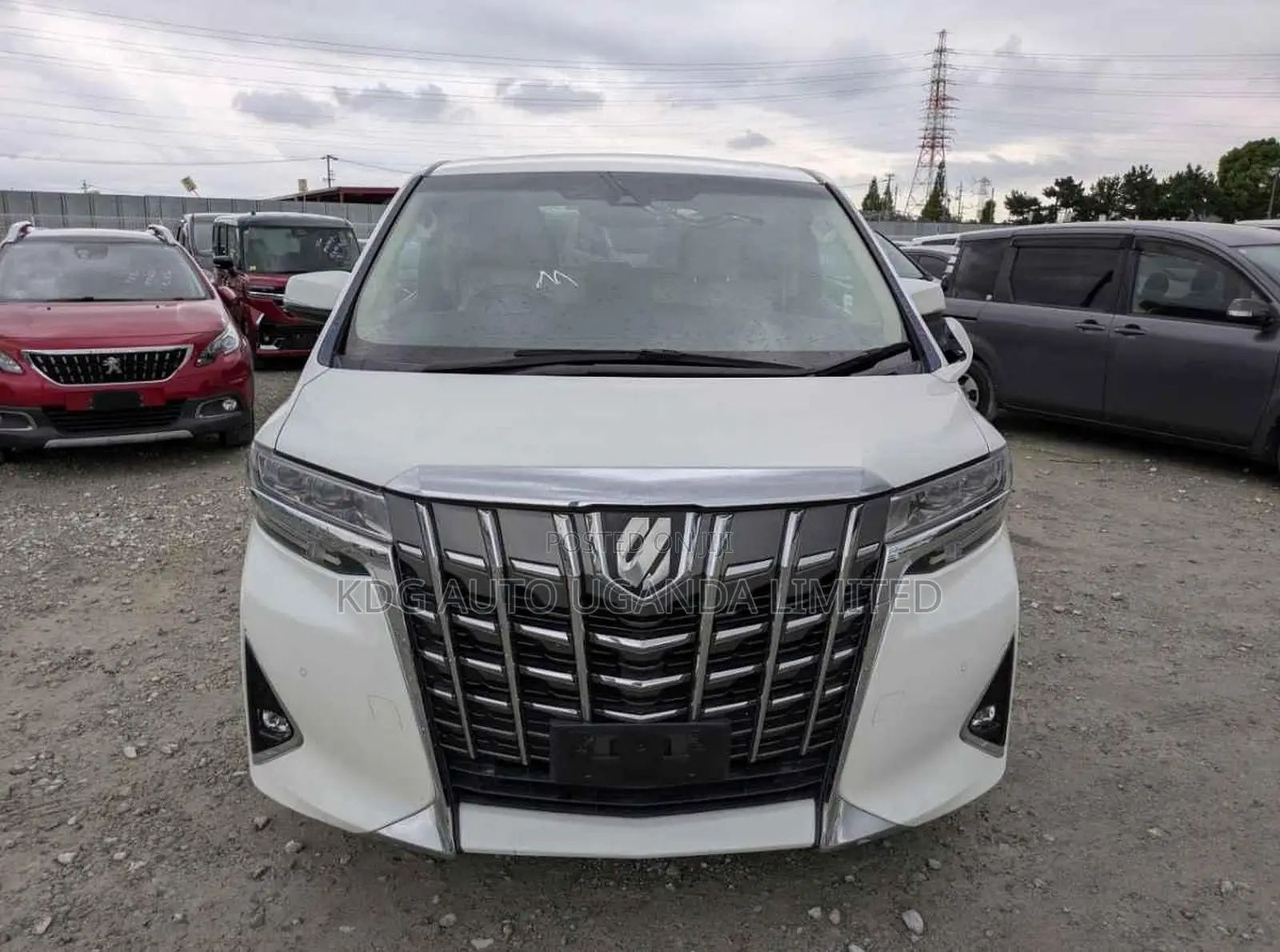 Toyota Alphard 2.5 Petrol AWD 2018 Pearl