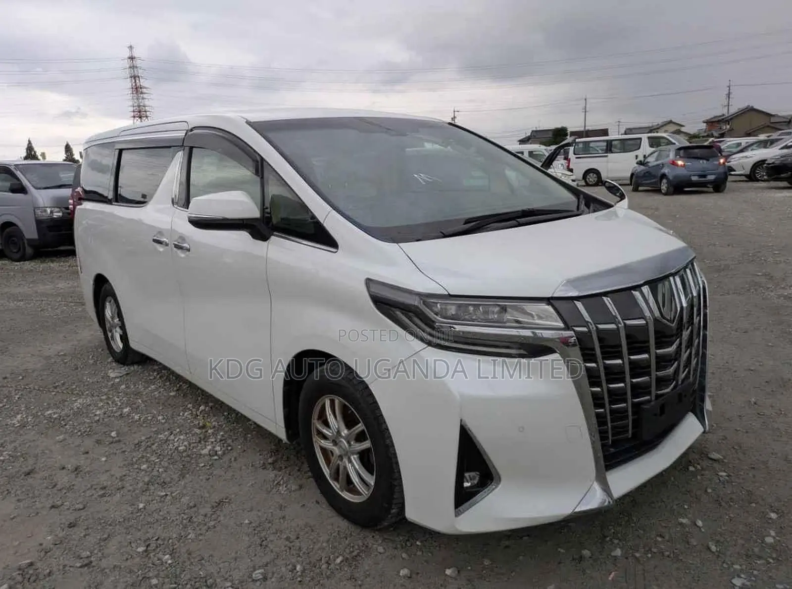 Toyota Alphard 2.5 Petrol AWD 2018 Pearl