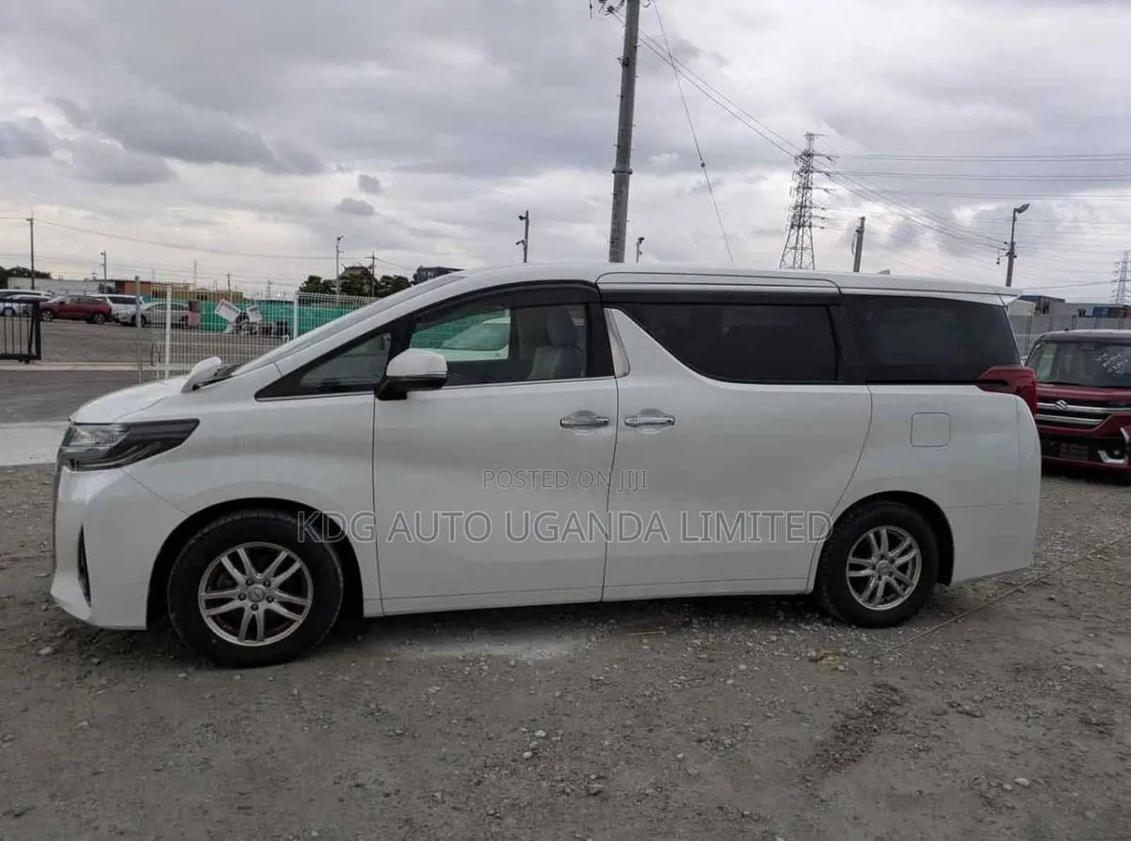 Toyota Alphard 2.5 Petrol AWD 2018 Pearl