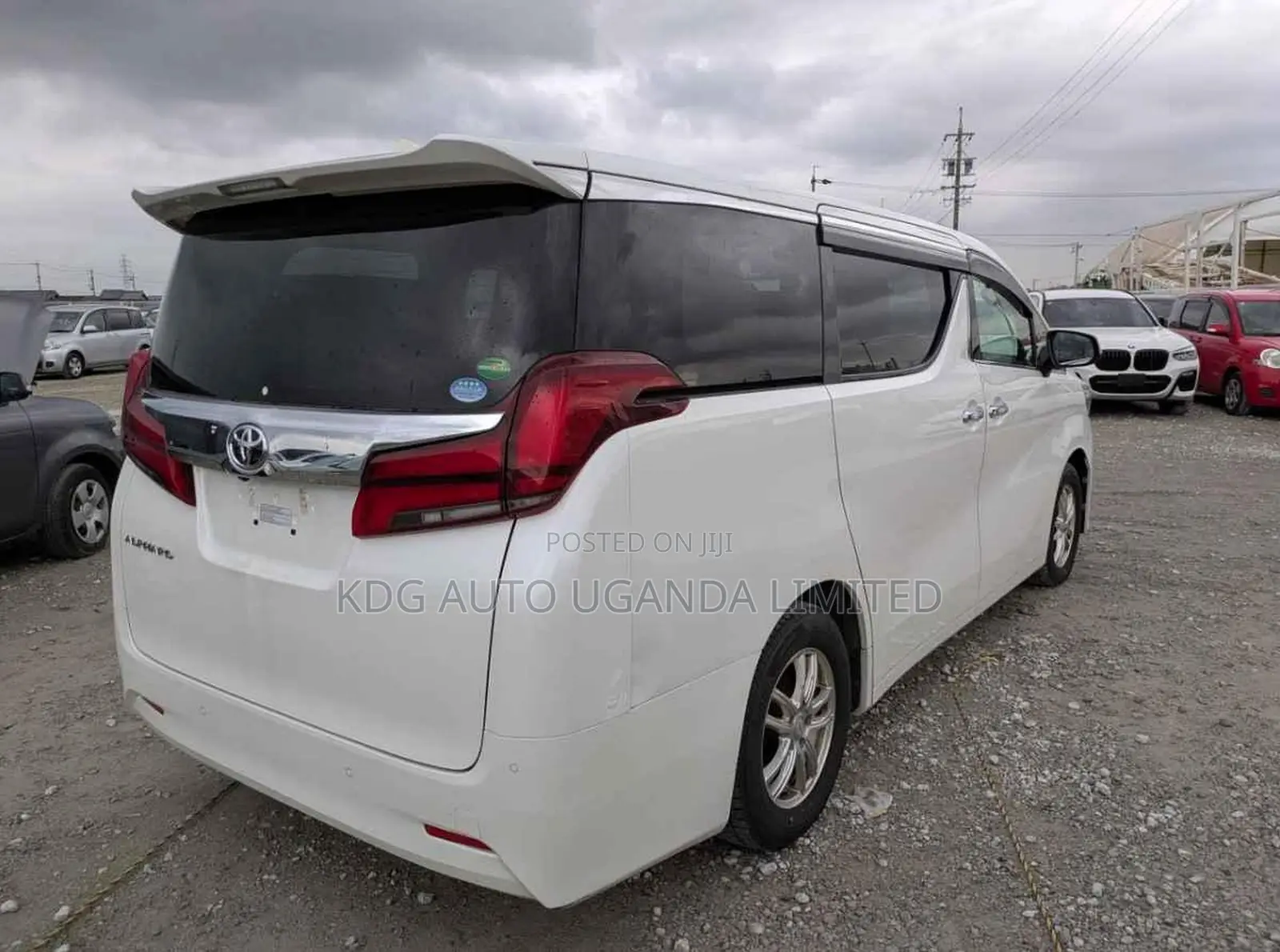 Toyota Alphard 2.5 Petrol AWD 2018 Pearl