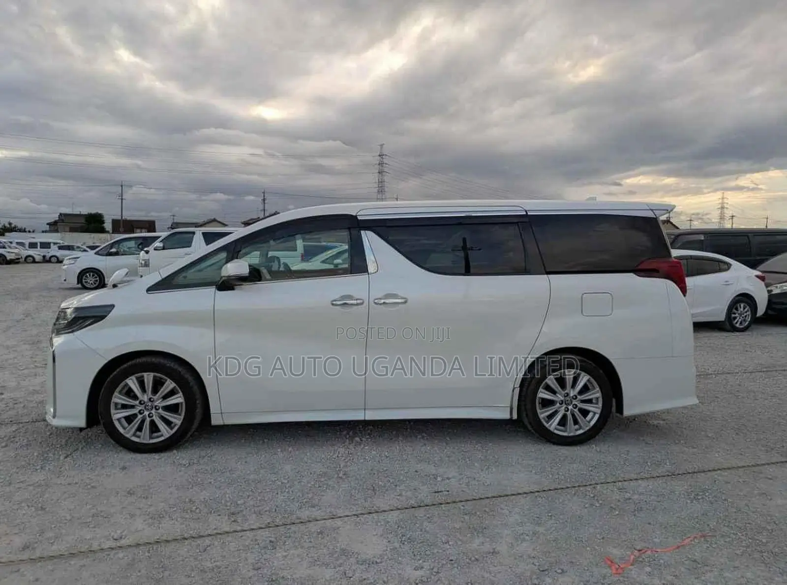 Toyota Alphard 2.5 Petrol FWD 2020 Pearl