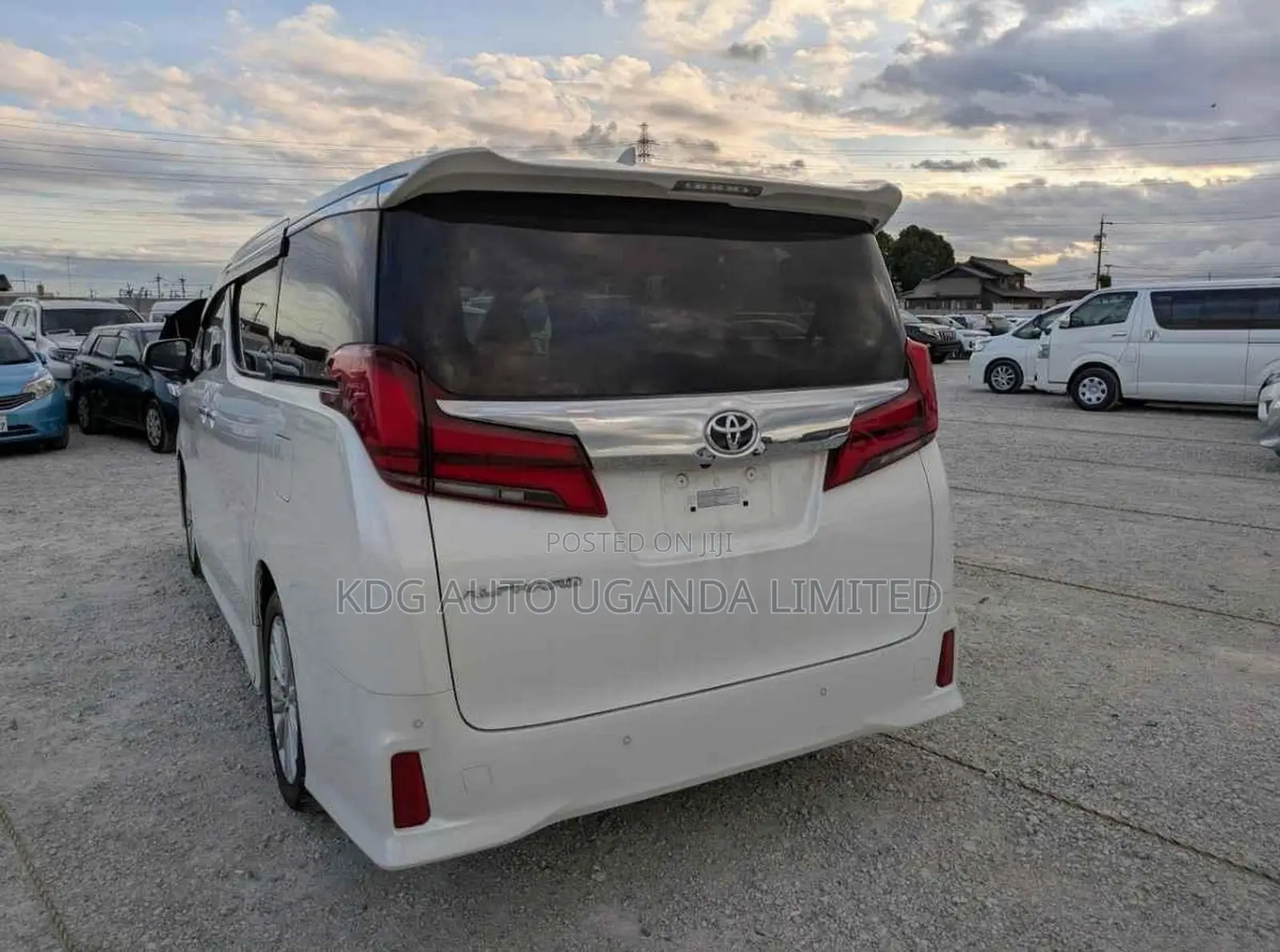 Toyota Alphard 2.5 Petrol FWD 2020 Pearl
