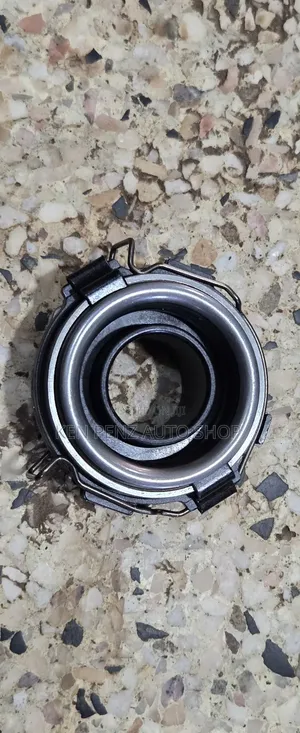 Isuzu Dmax Clutch Release Bearing/ Trow Out Bearing