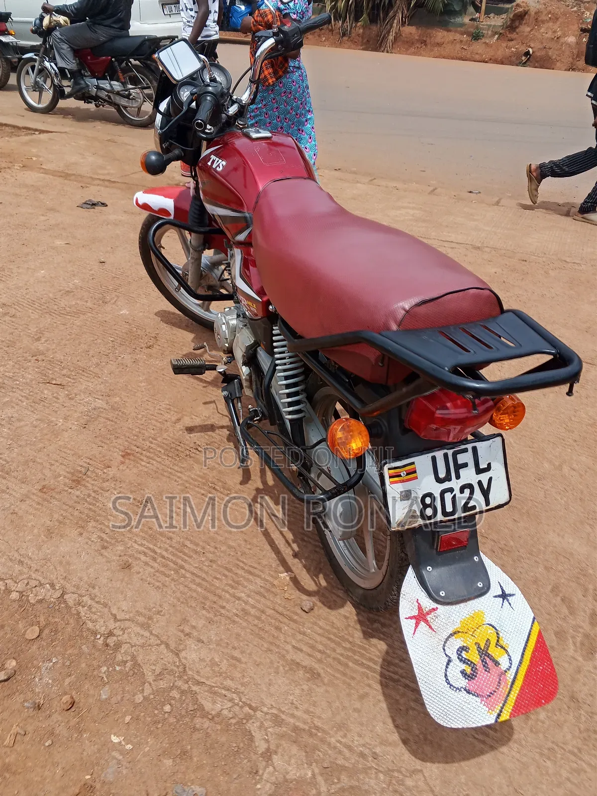 TVS HLX 125 2019 Red