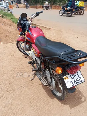 Bajaj CT 125X 2022 Red