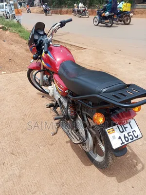Bajaj CT 125X 2022 Red