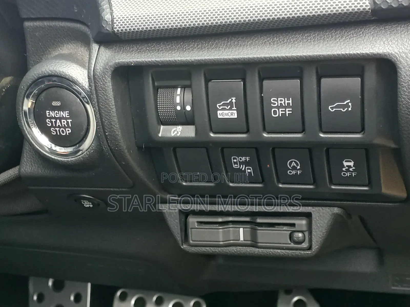Subaru Forester Premium AWD 2020 White