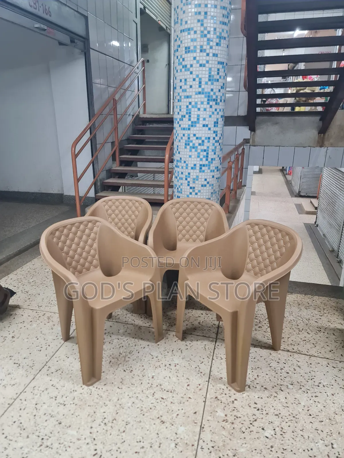 Pearl Indoor Outdoor Plastic Chairs Plastic Chairs