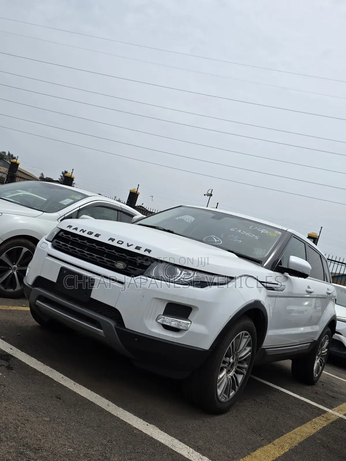 Land Rover Range Rover Evoque Pure AWD 5-Door 2013 White