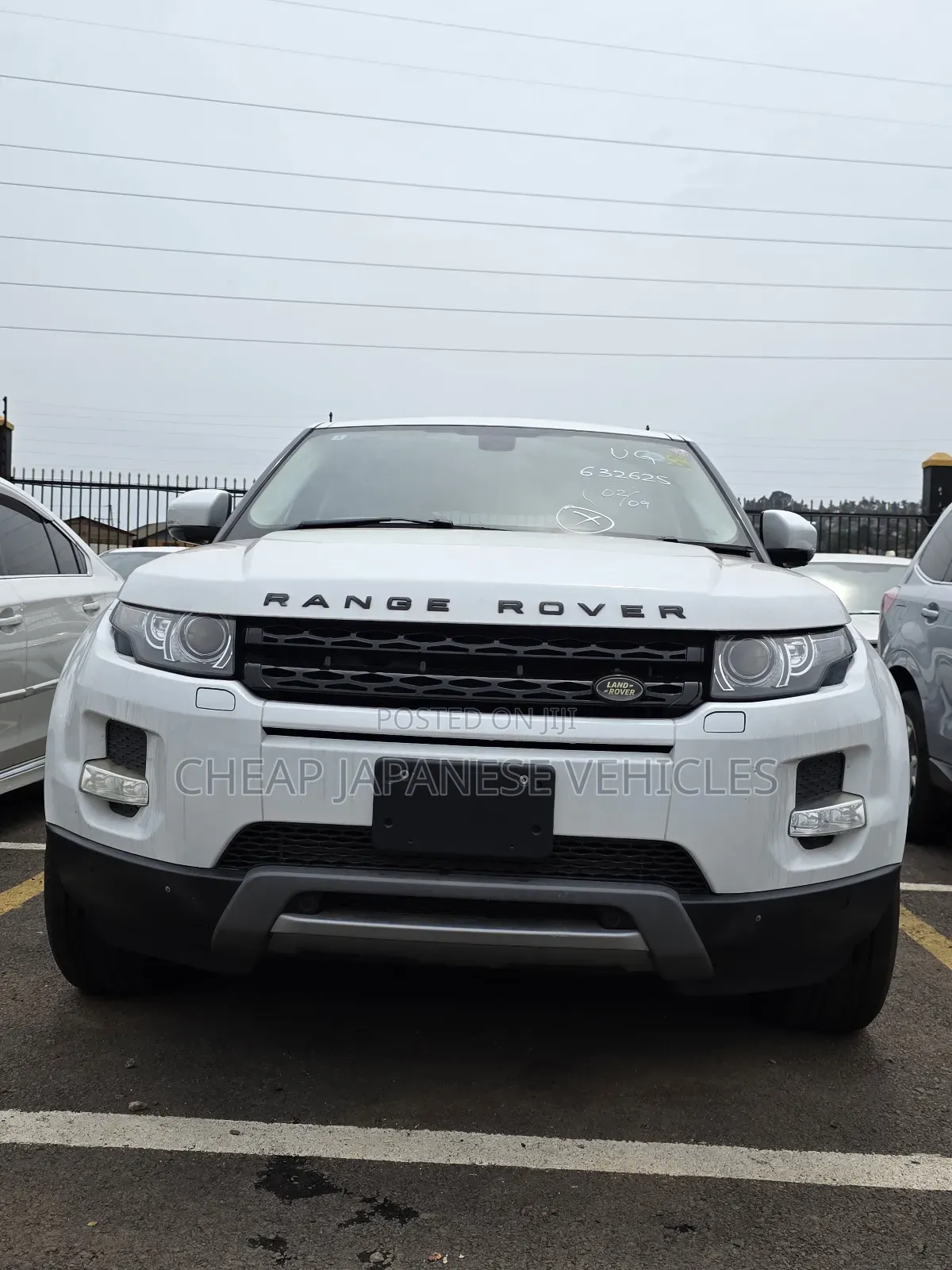 Land Rover Range Rover Evoque Pure AWD 5-Door 2013 White