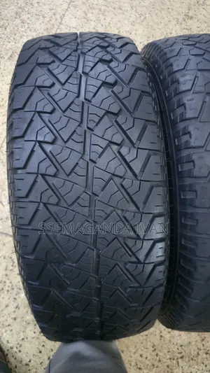 265/70r16 a/T Used Tyres for Tx,Landrover,Hilux and Other Cars