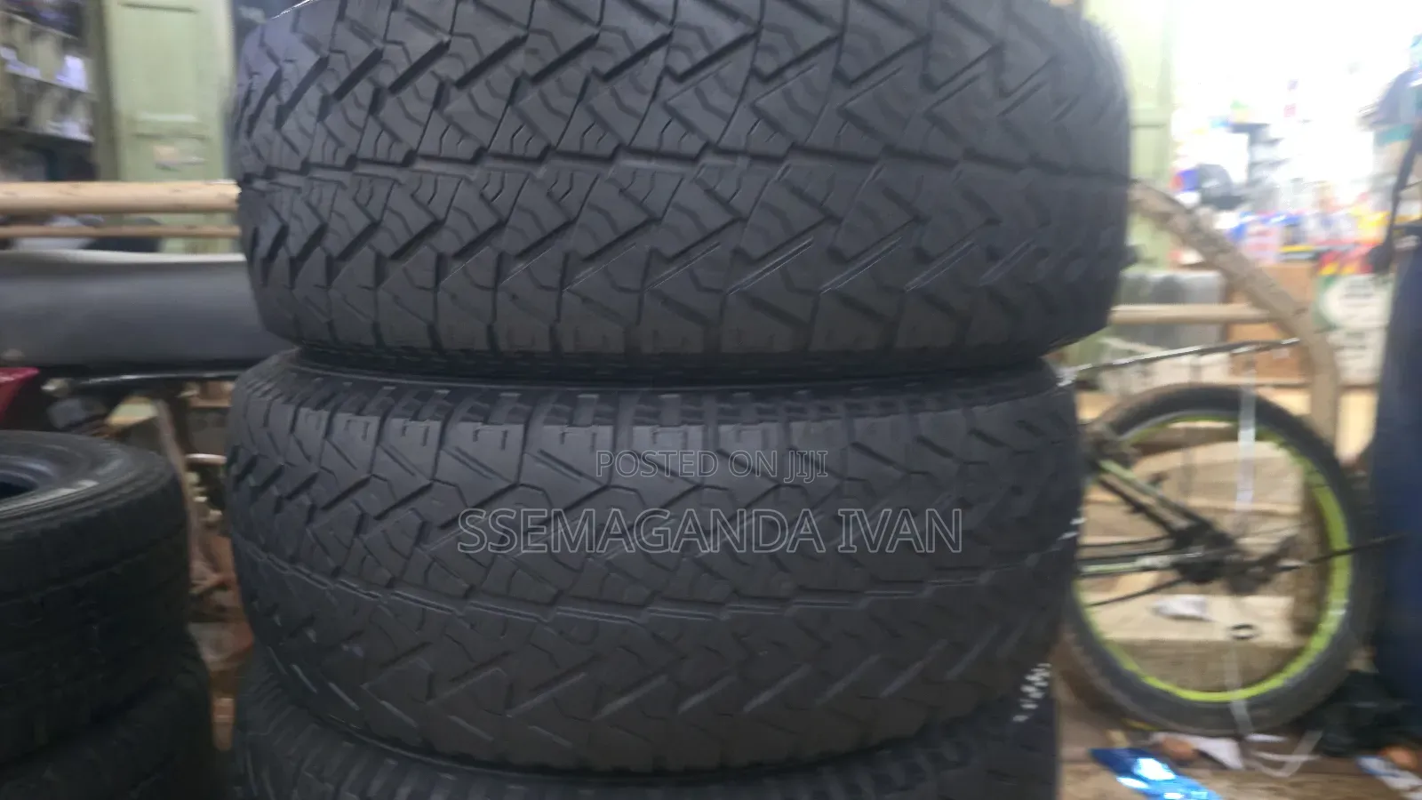 265/70r16 a/T Used Tyres for Tx,Landrover,Hilux and Other Cars