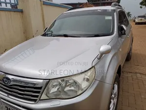 Subaru Forester 2010 White