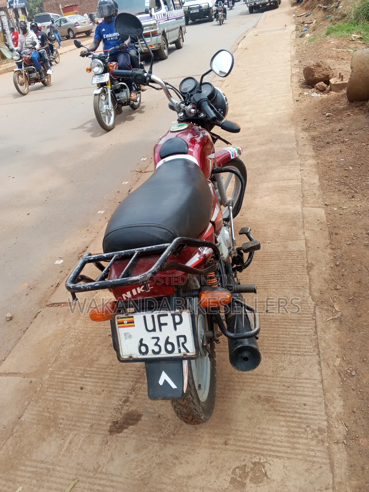 Bajaj Boxer 125 2022 Red
