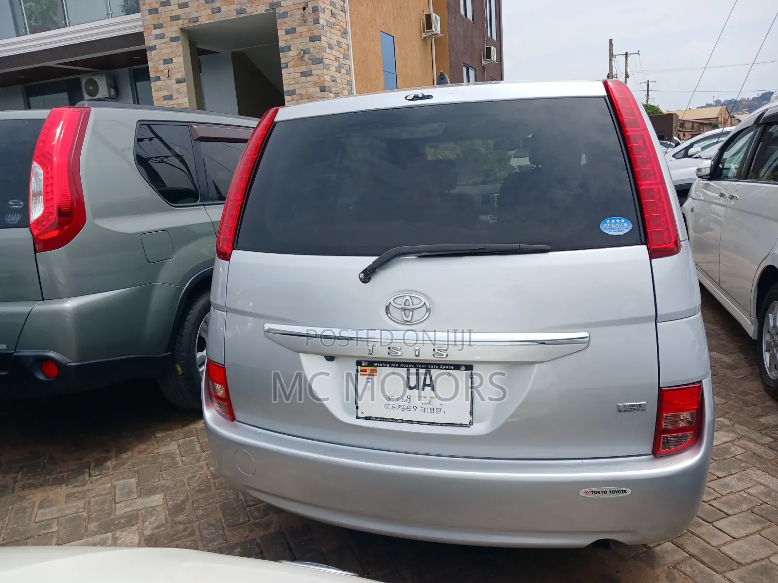 Toyota ISIS 1.8 G 2WD 2011 Silver