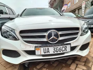 Mercedes-Benz C220 2019 White