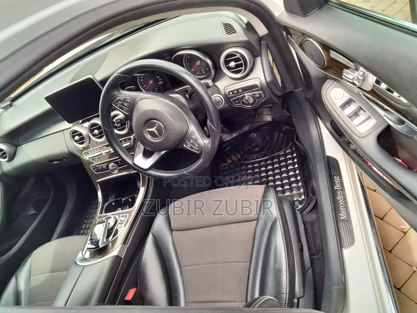 Mercedes-Benz C220 2019 White