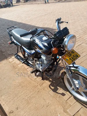 Bajaj CT 125X 2021 Black