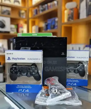 Ps4 Standard With 13 Games: Enough Content to Last Until Year 2030!