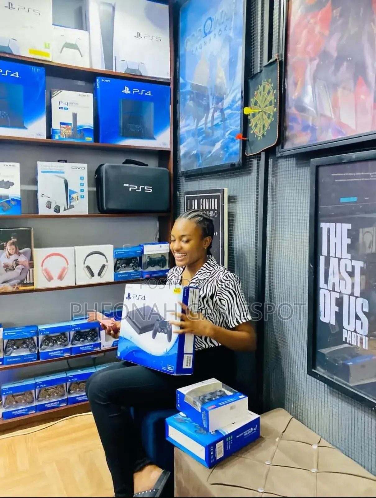 Ps4 Slim Chipped Full Set: 2pads, 12 Games Inside to Make You a Legend