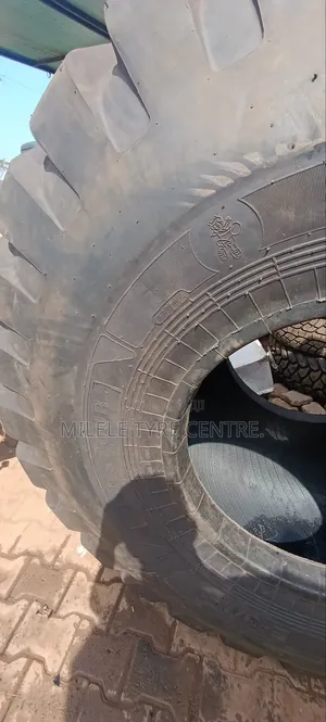 26.5-25 Tires