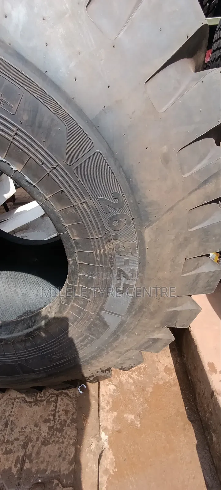 26.5-25 Tires