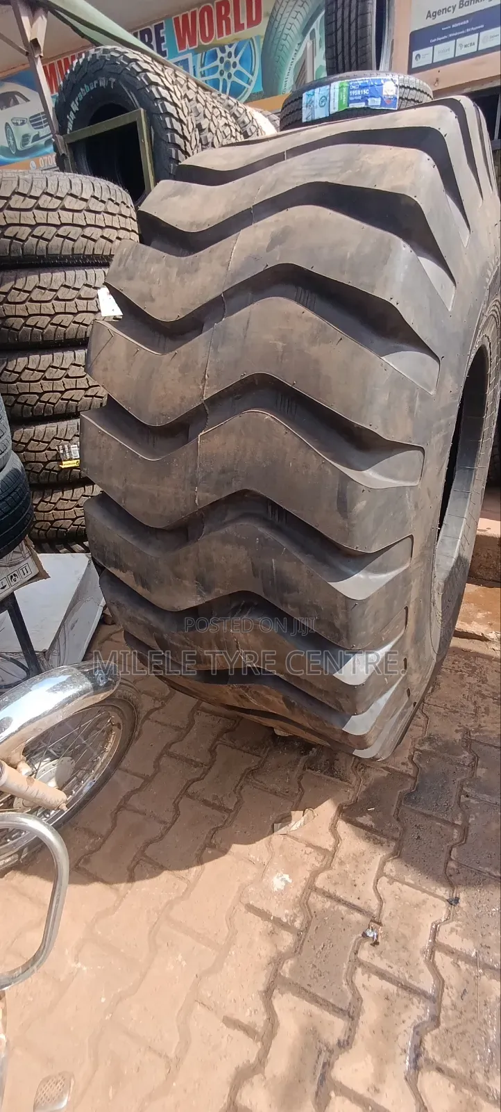 26.5-25 Tires