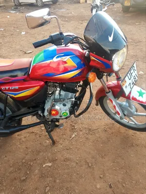 Bajaj Boxer 125 2023 Red