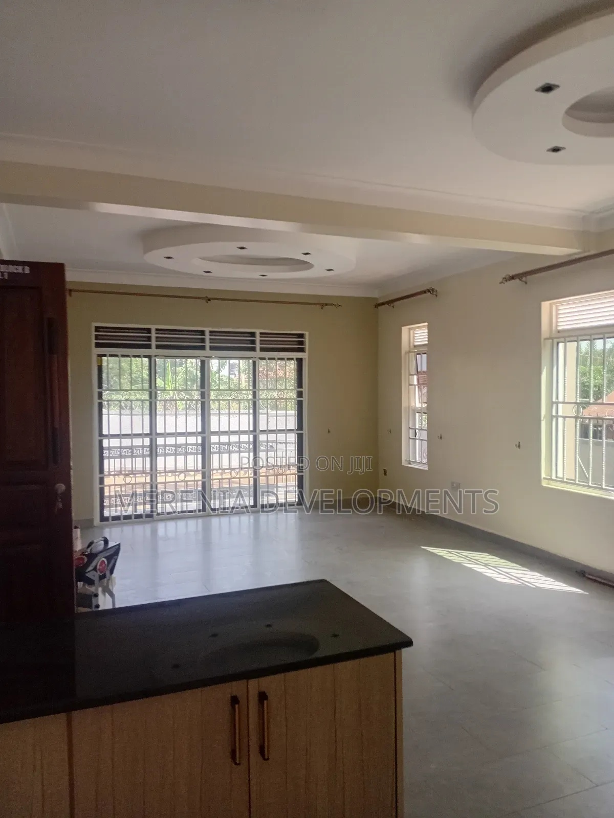 3bdrm Apartment in Muyenga, Makindye for rent