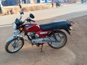 Bajaj Boxer 100 2019 Red