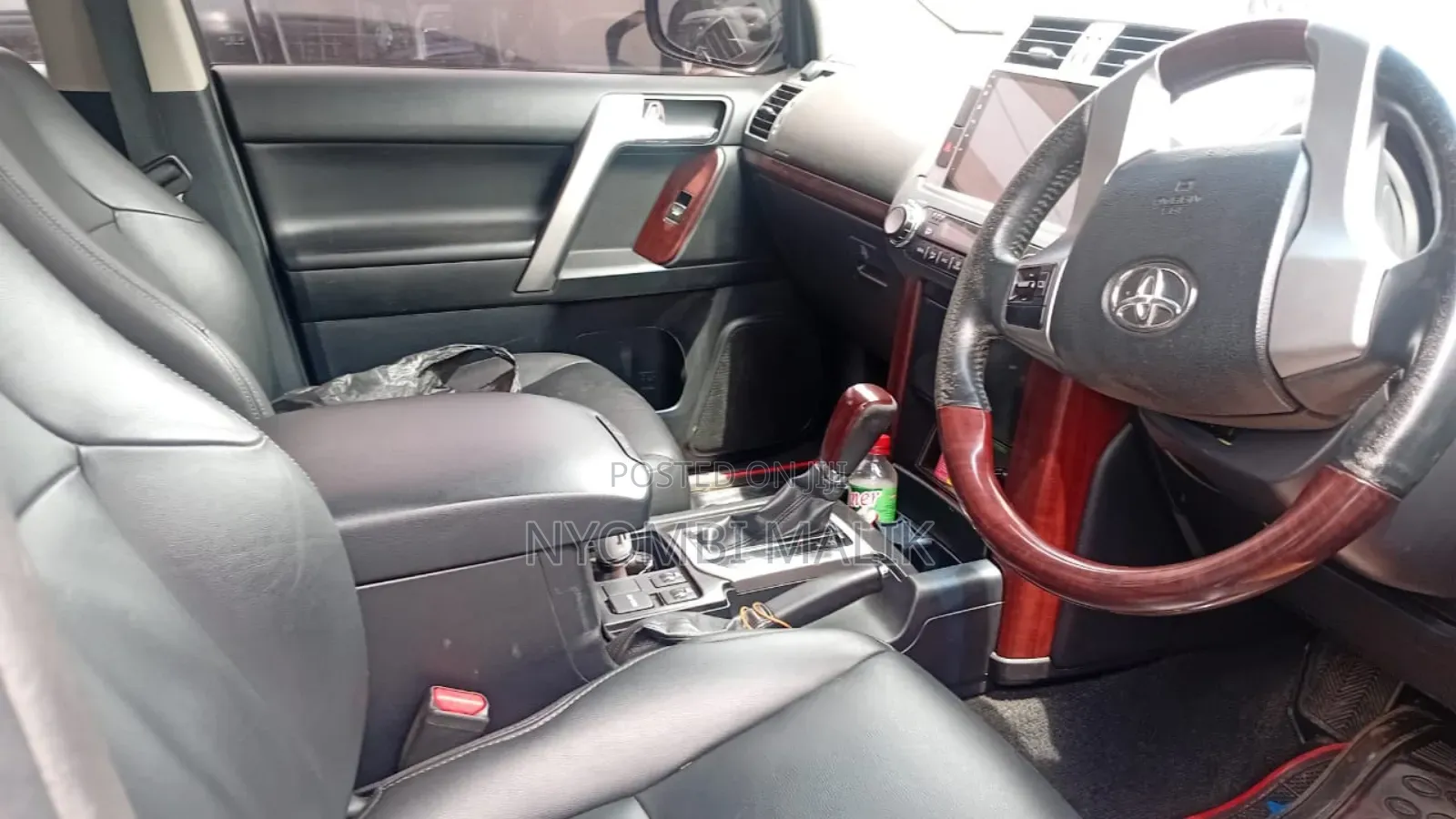 Toyota Land Cruiser Prado 2016 Black