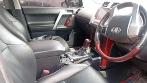 Toyota Land Cruiser Prado 2016 Black