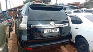 Toyota Land Cruiser Prado 2016 Black