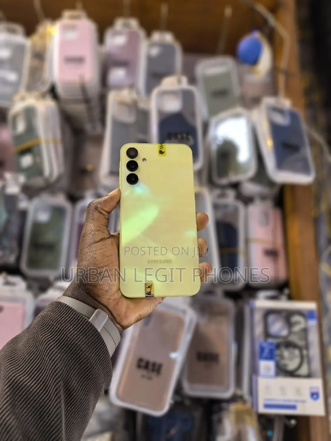 New Samsung Galaxy A15 128 GB Yellow